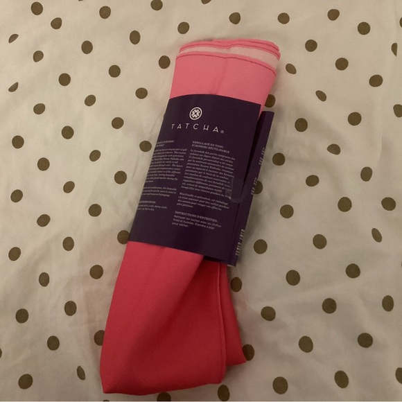 Tatcha Reusable Furoshiki Cloth Wrap NWT came with set - Picture 3 of 4